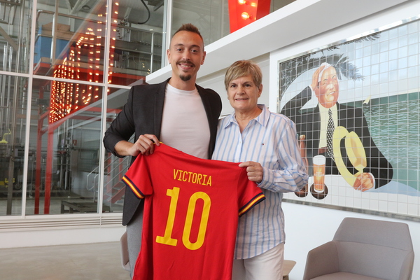 Cervezas Victoria lanza una campaña de apoyo a la selección femenina de fútbol 