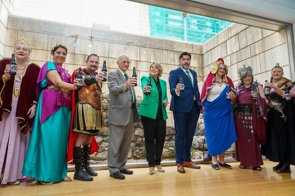 在未来的七年里,莱万特星(Estrella de Levante)将是迦太基人和罗马人(Carthagineses y Romanos)节日的官方赞助商