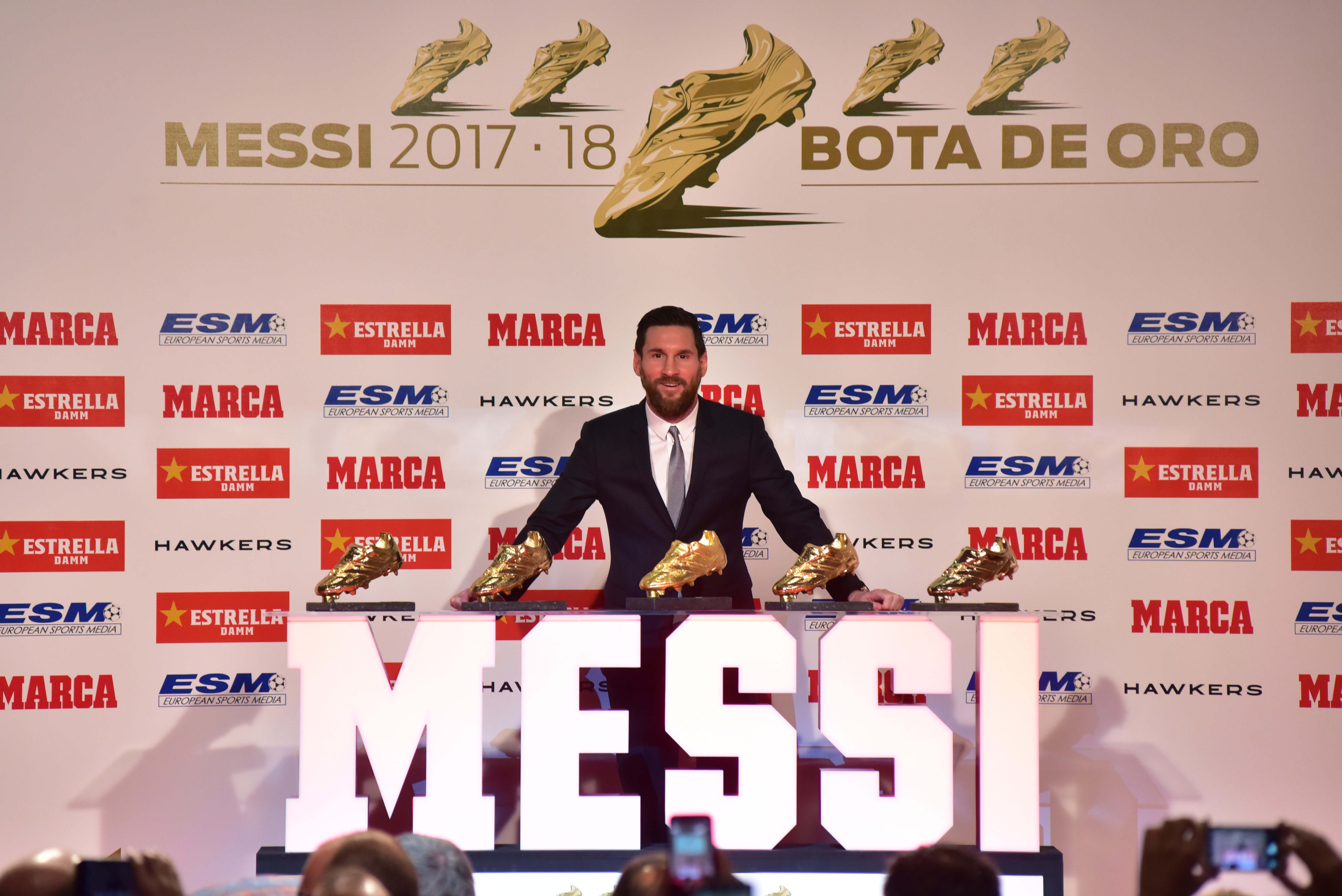 Leo Messi recoge su quinta Bota de Oro en la Antigua Fábrica Estrella Damm