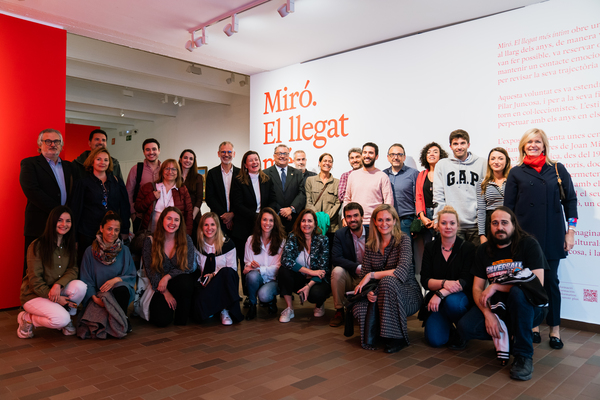 La Fundación Damm invita a colaboradores y colaboradoras de Damm a la Fundación Joan Miró