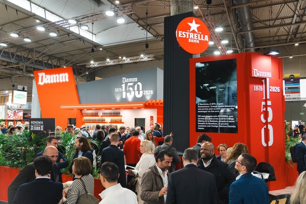 Damm celebra su 150.º aniversario en Alimentaria 