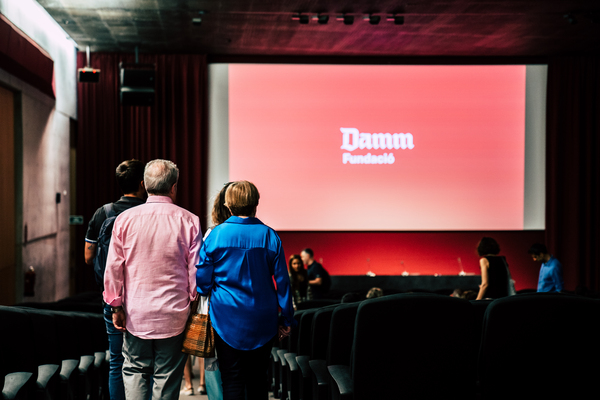 La Fundació Damm convida a col·laboradors i col·laboradores de Damm  a la Filmoteca de Catalunya