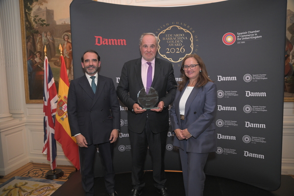 Demetrio Carceller Arce recibe el Eduardo Barrachina Golden Award 2026