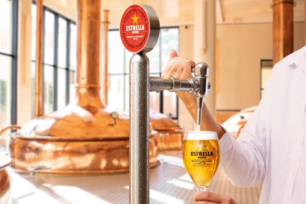 Estrella Damm is looking for the best poured beer in Catalonia