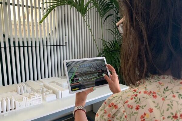 Las nuevas visitas a la fábrica de Estrella de Levante incluyen catas con maridaje gastronómico y nuevo contenido virtual