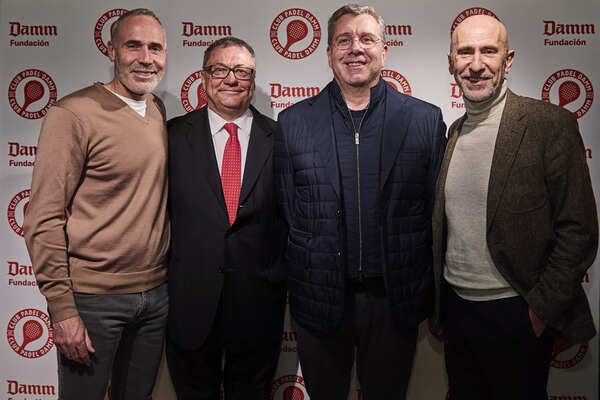 El Club de Pádel Damm inicia oficialmente la temporada 2023 con la entrega de becas a sus jugadores y jugadoras